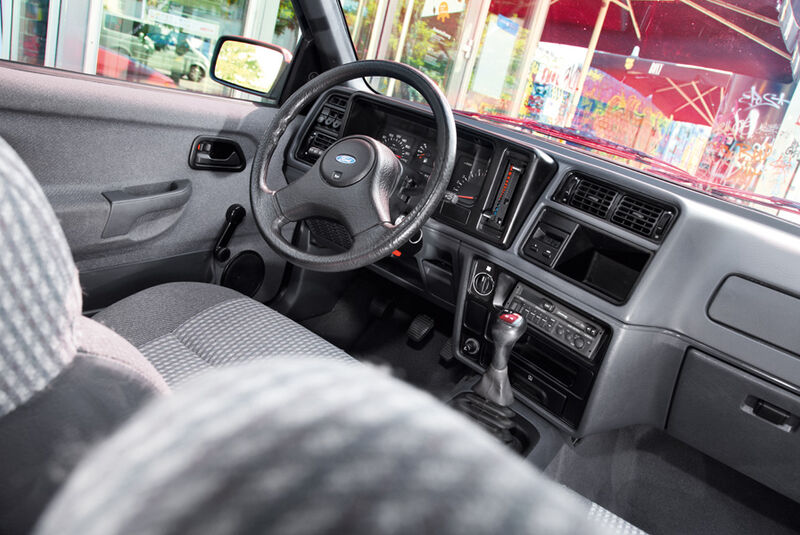 Ford Sierra 2.0i LX, Cockpit