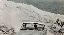 Ford Taunus 17 M, altes Cover, Berglandschaft, Front
