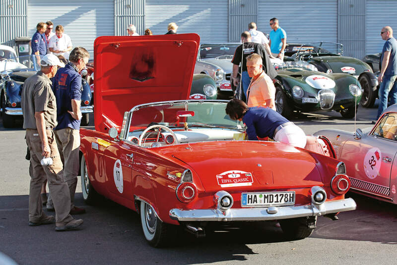 Ford Thunderbird