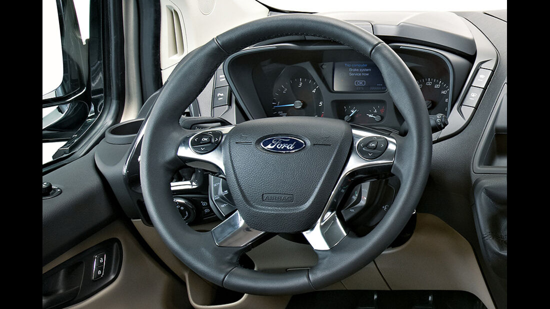 Ford Tourneo Custom Concept, Innenraum, Cockpit