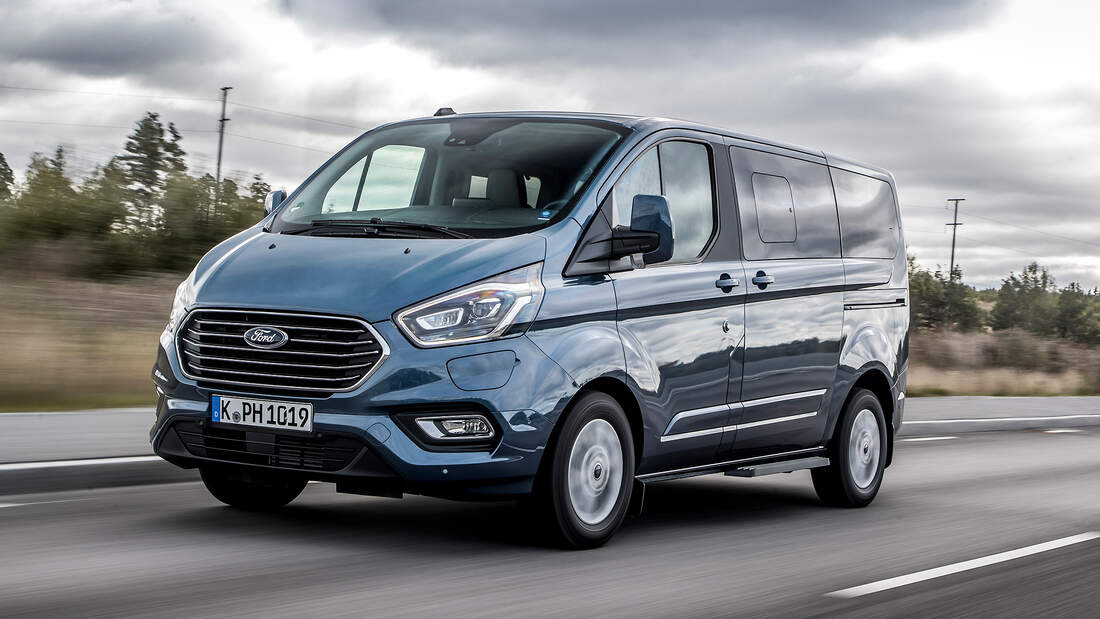 Ford Tourneo Custom PHEV 2019