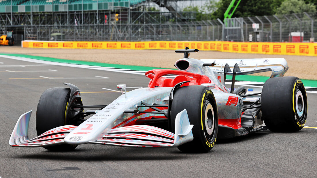 Formel 1 - Auto - 2022 - 1:1-Modell - GP England - Silverstone