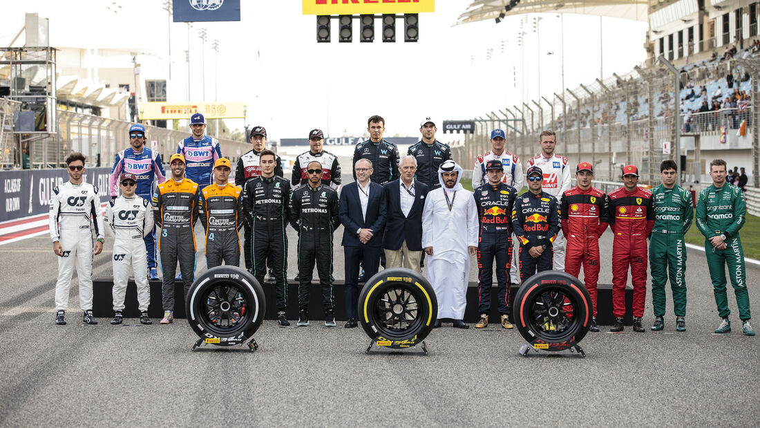 Formel-1-Feld 2022 - GP Bahrain 2022 - Sakhir - Rennen