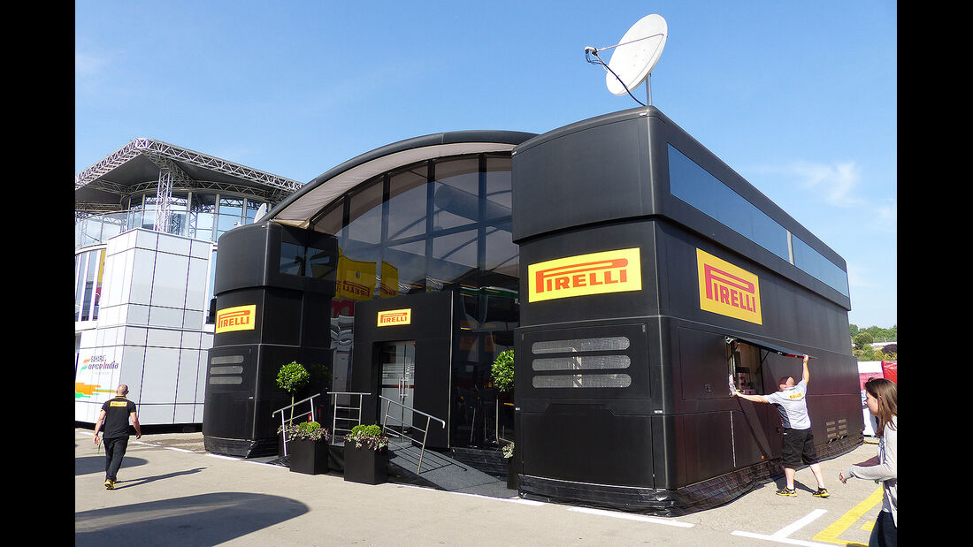 Formel 1 - GP Barcelona 2014 - Motorhomes - Pirelli