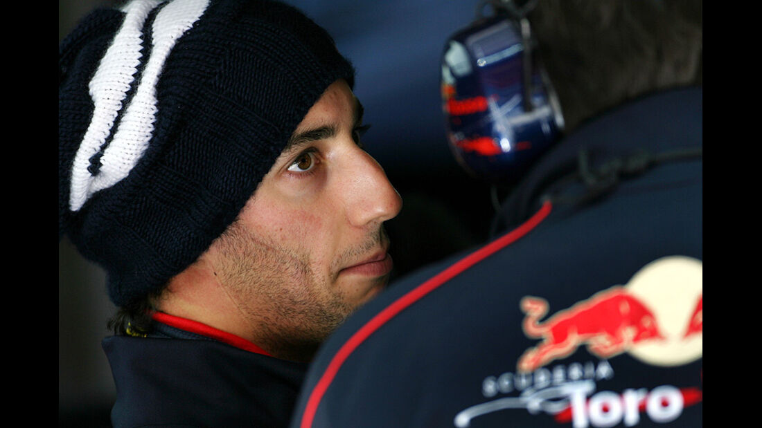 Formel 1-Test, Barcelona, 22.2.2012, Daniel Ricciardo, Toro Rosso