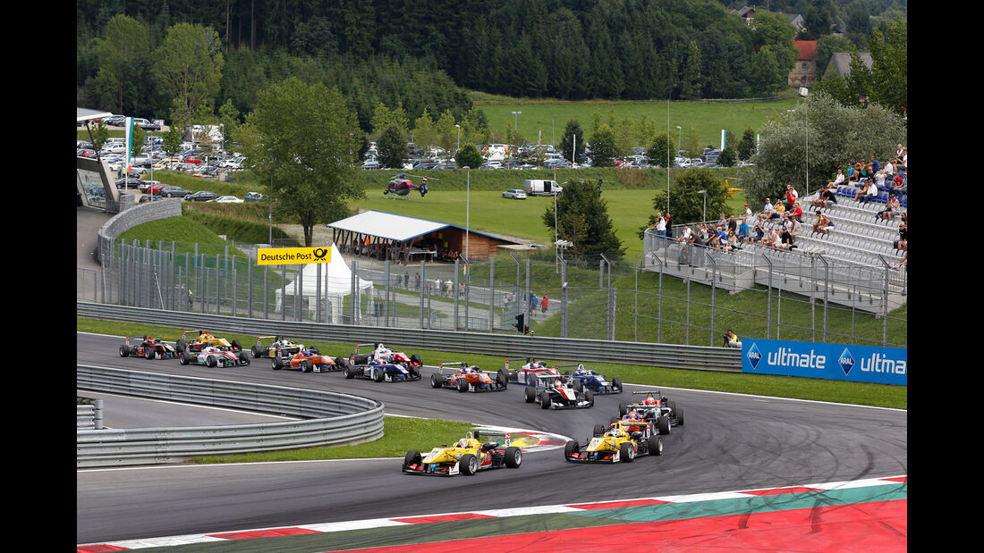 Formel 3 - Österreich 2014 - Spielberg - Red Bull Ring - Rennen 3 - Start 