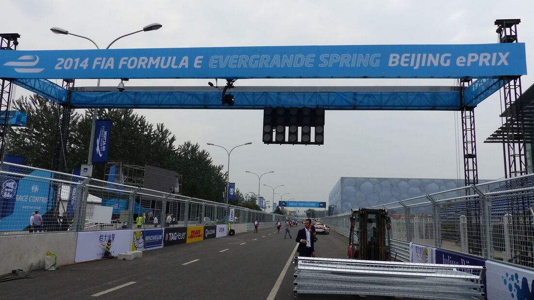 Formel E - China - Peking - 1. Rennen - Trackwalk - Rennstrecke - Formula E Beijing ePrix - 12.09.2014