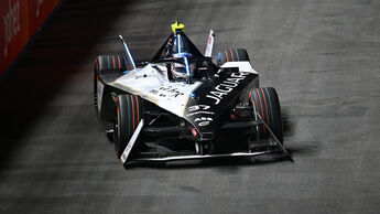 Formel E - Saudi-Arabien Diriyah 2024 - Nick Cassidy - Jaguar