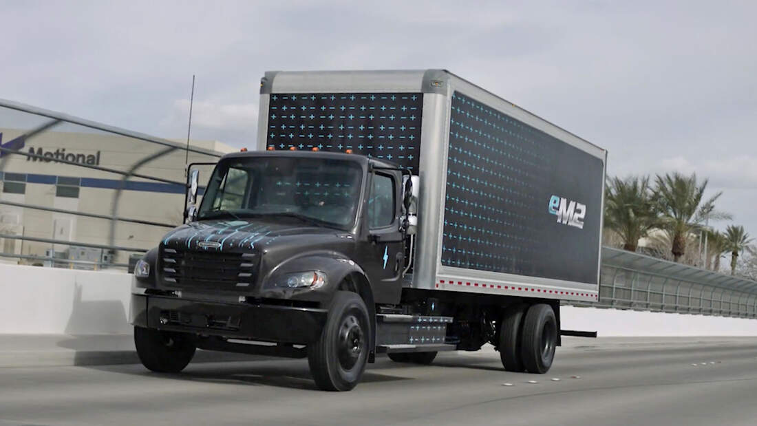 Freightliner eM2 Elektro-Lkw Neuvorstellung | AUTO MOTOR UND SPORT