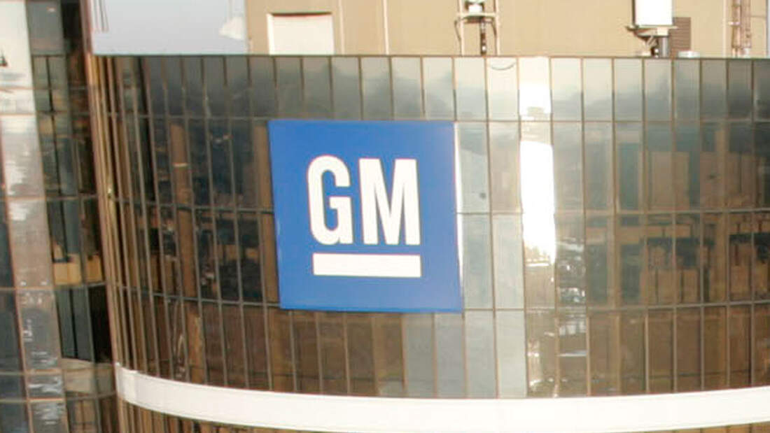 GM Logo