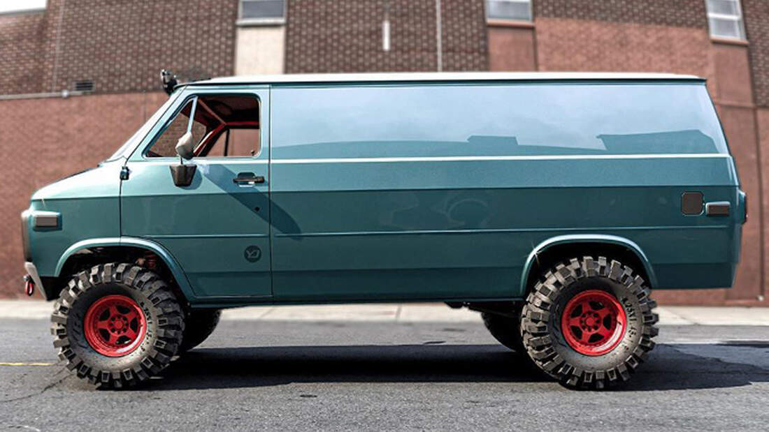 GMC Vandura im OffroadTrimm Krasser Kasten, grobe Gummis AUTO MOTOR