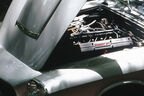 Geöffnete Motorhaube an einem Maserati 4000 GTI Sebring
