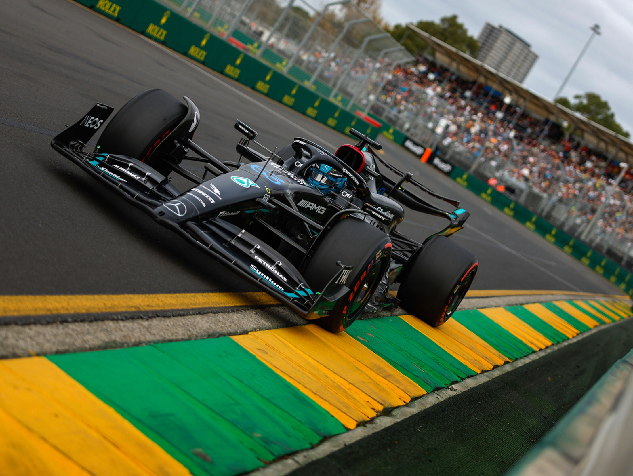 Mercedes überrascht in Melbourne-Qualifikation AUTO MOTOR UND SPORT