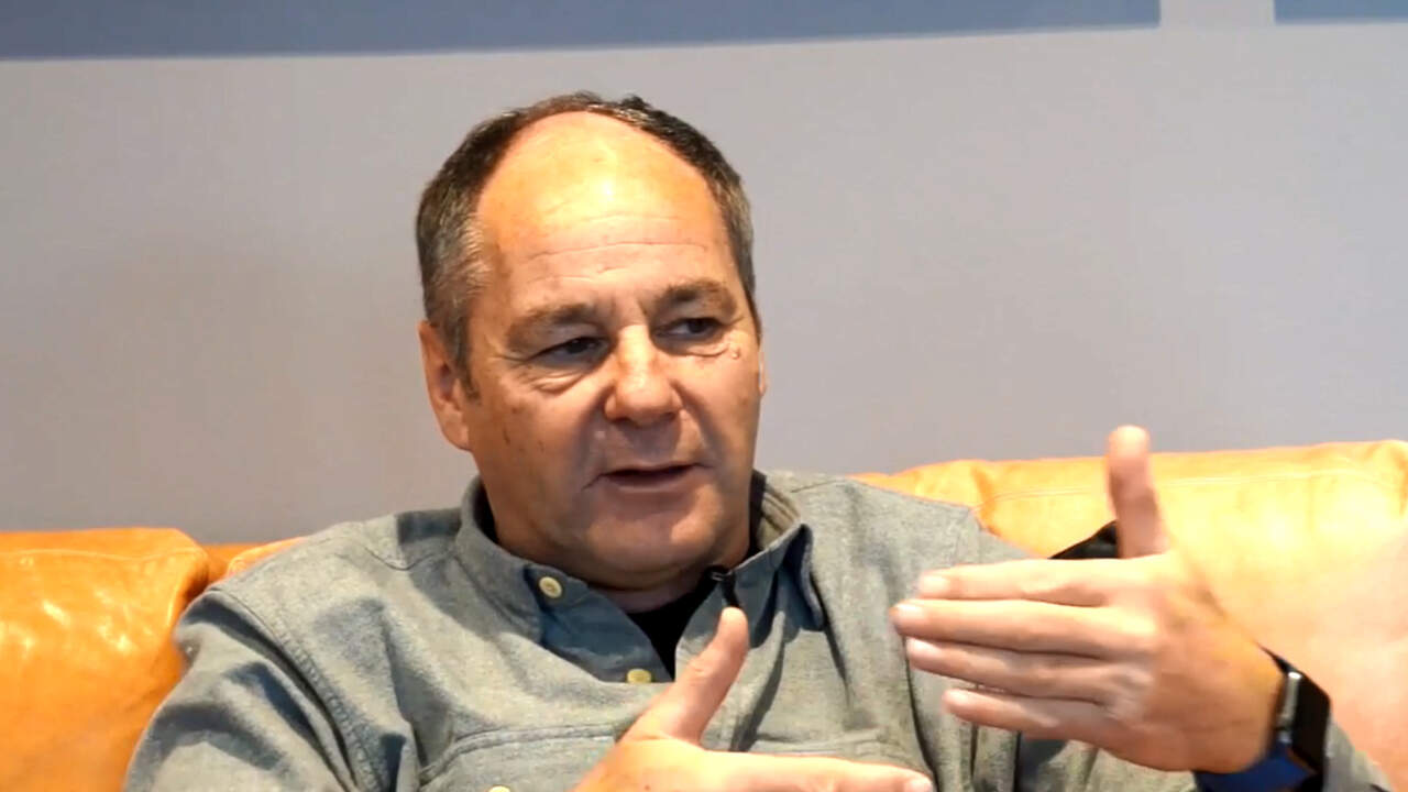 Video Mit Gerhard Berger Hatte Funf Mal Tot Sein Mussen Auto Motor Und Sport