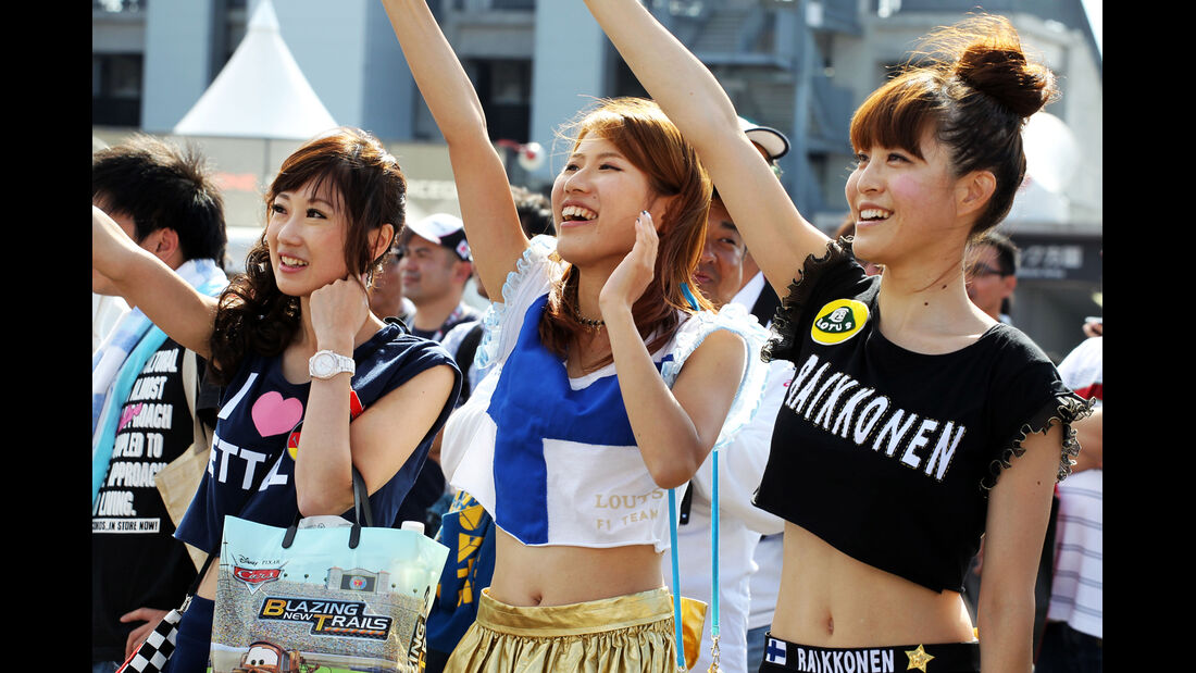Girls Gp Japan 2013 Nippon Mädels Im F1 Fieber Auto Motor Und Sport