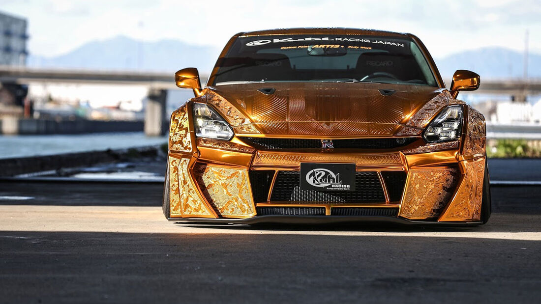 Goldener Nissan GT-R - Tuning - Kuhl Racing