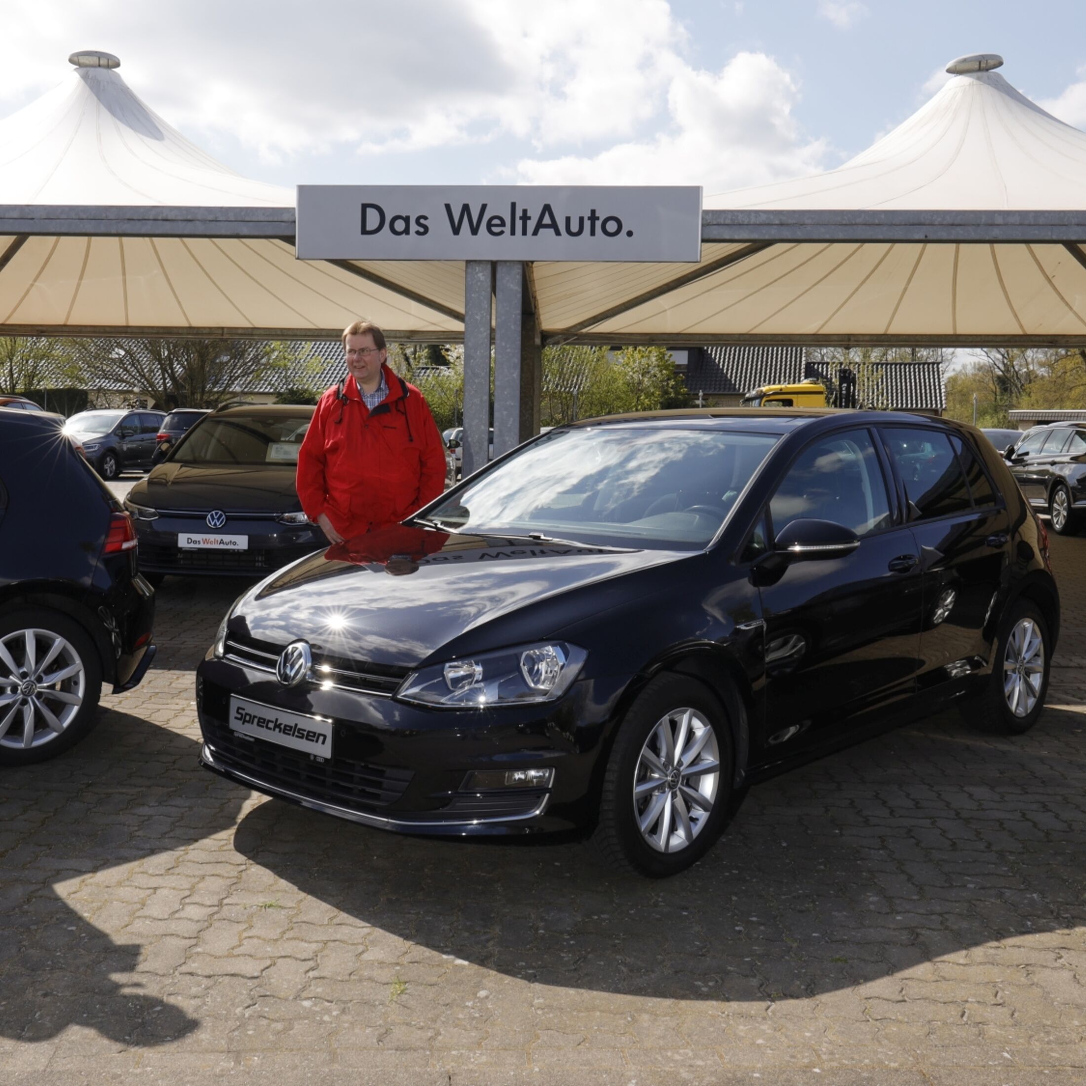 E-Autos: Volkswagens Pkw-Chef deutet Aus für Bestseller VW Golf an -   News