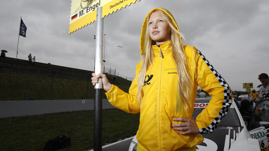 Grid Girl DTM Oschersleben 2011