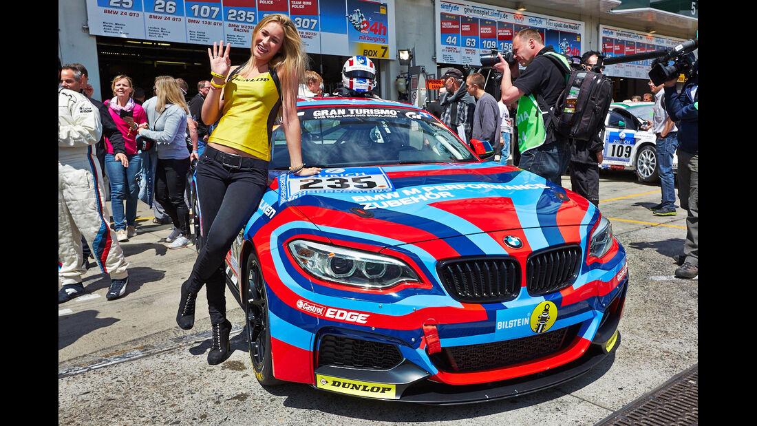 Grid Girls - 24h-Rennen Nürburgring 2014