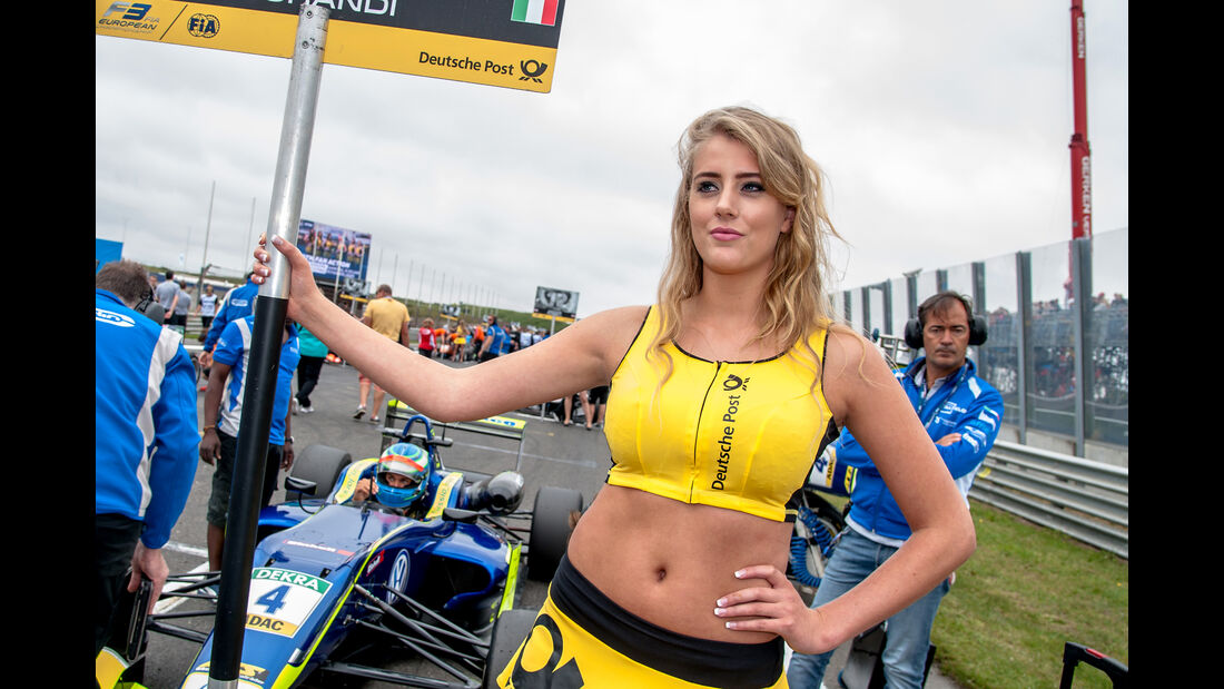 Grid Girls - DTM & Formel 3 - Zandvoort 2016