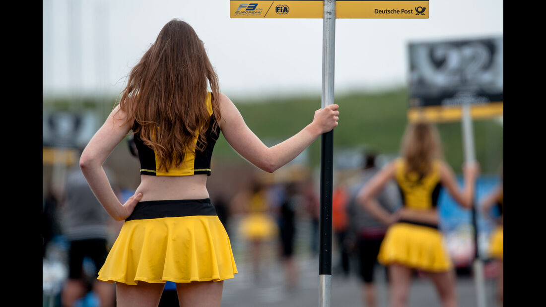 Grid Girls - DTM & Formel 3 - Zandvoort 2016