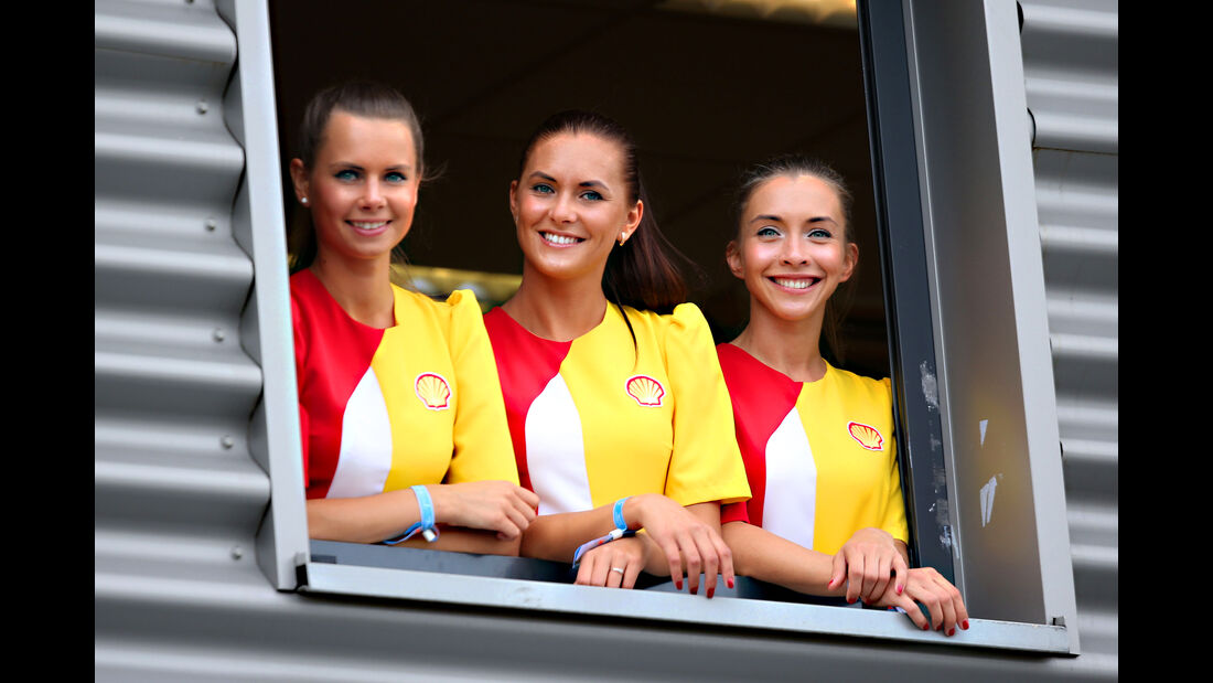 Grid Girls - GP Belgien 2015