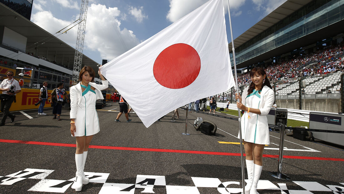 Grid Girls - GP Japan 2015