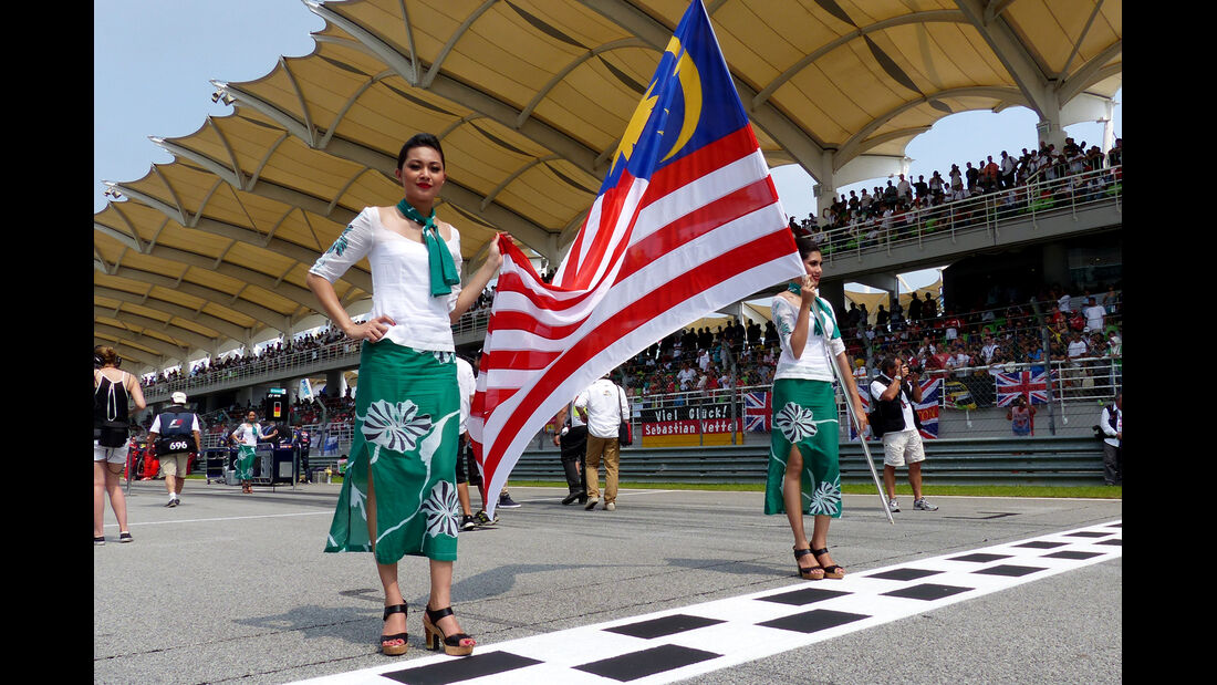 Grid Girls - GP Malaysia 2014 - Formel 12