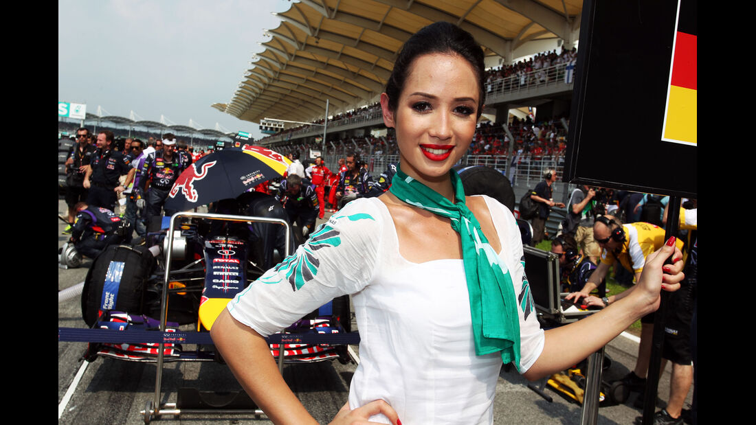 Grid Girls - GP Malaysia 2014 - Formel 39