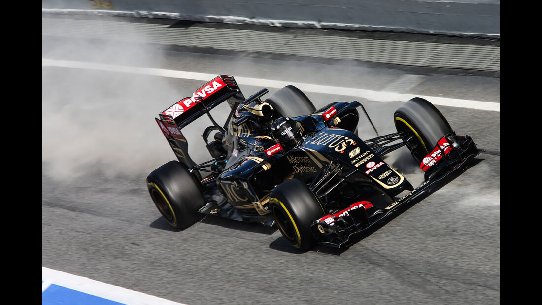 Grosjean - Lotus - Barcelona Test 2 - 2015