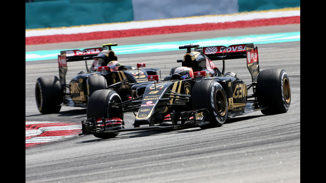 Grosjean & Maldonado - Lotus - GP Malaysia 2015