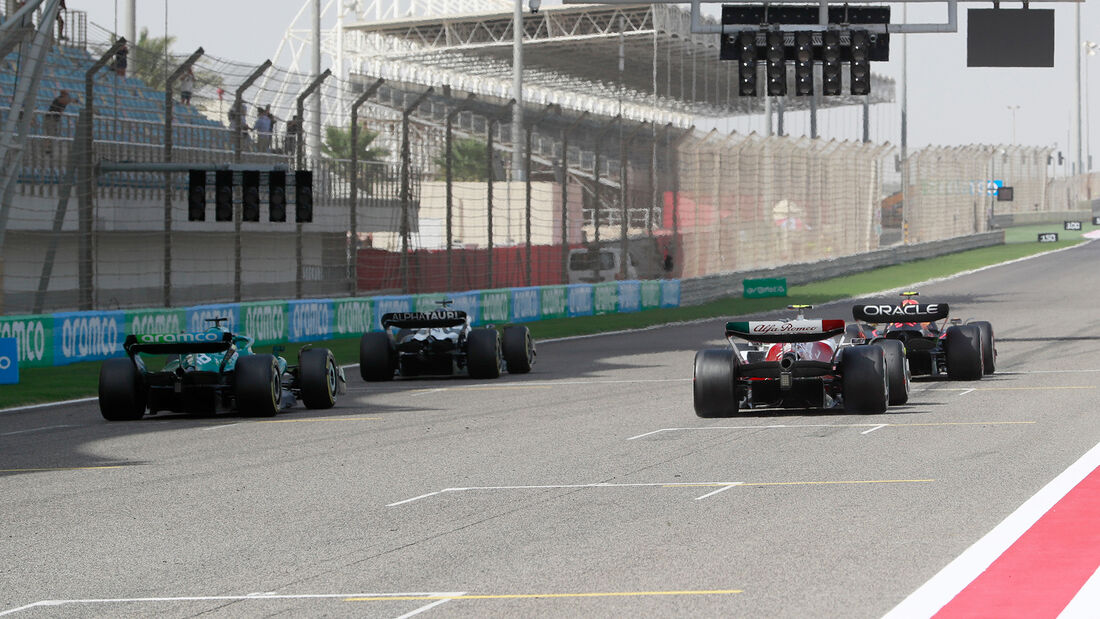 Guanyu Zhou - Alfa Romeo - Formel 1 - Test Bahrain - Tag 3 - 12. März 2022
