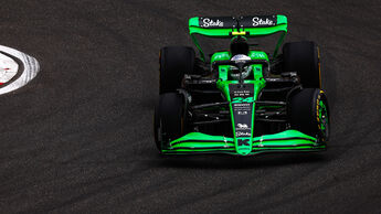 Guanyu Zhou - Sauber - Formel 1 - GP China - Shanghai - 19. April 2024