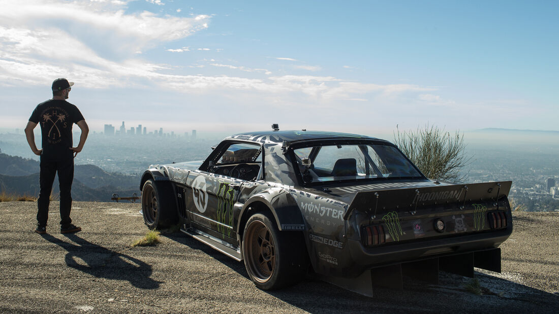 Gymkhana 7 - Ken Block - Ford Mustang - 2014