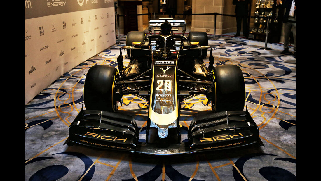 Haas F1 - Präsentation Design - VF-18 - Formel 1 - 2019