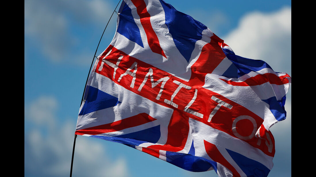 Hamilton-Fans - GP England 2014