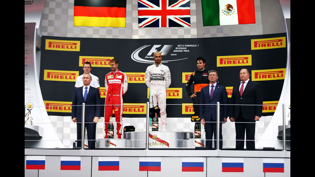 Hamilton - Vettel - Perez - Podest - GP Russland 2015 - Sochi - Rennen