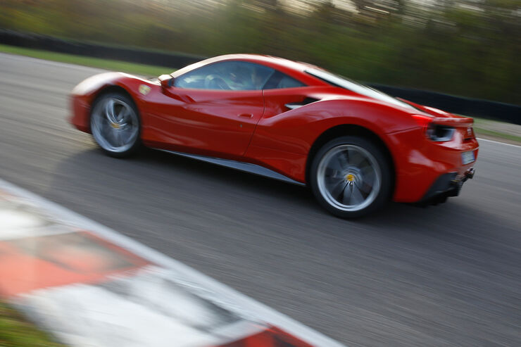 Ferrari 488 Gtb Im Test Technische Daten Auto Motor Und