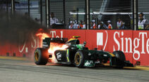 Heikki Kovalainen Lotus GP Singapur 2010 Feuer