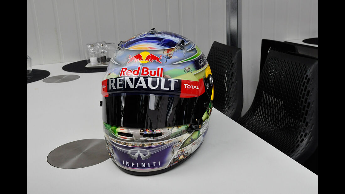Helm - Sebastian Vettel - Red Bull - Formel 1 - GP Brasilien - 21. November 2013