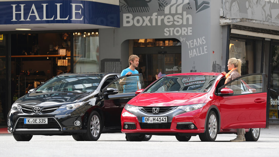 Honda Civic 1.6 i-DTEC, Toyota Auris 2.0 D-4D, Frontansicht