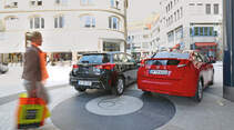 Honda Civic 1.6 i-DTEC, Toyota Auris 2.0 D-4D, Heckansicht