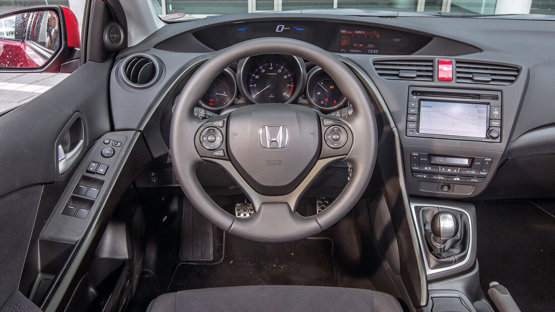 Honda Civic 1.8 i-VTEC Sport, Cockpit, Lenkrad