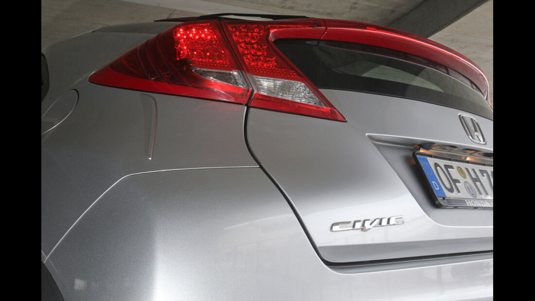 Honda Civic 2.2i-DTEC, Rücklichter