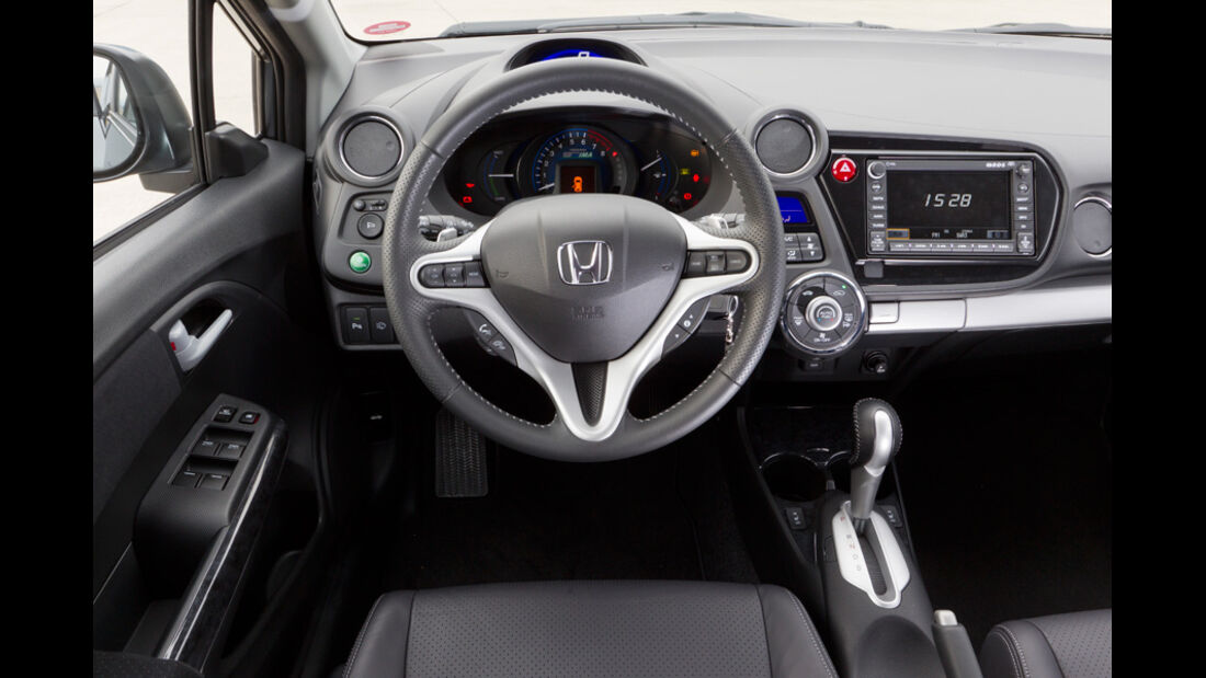 Honda Insight Exclusive, Cockpit, Lenkrad