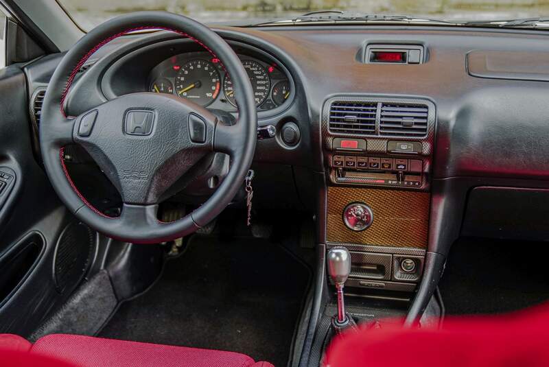 Honda Integra Type R, Typ DC2 (1998)