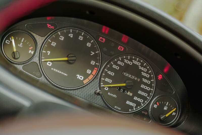 Honda Integra Type R, Typ DC2 (1998)