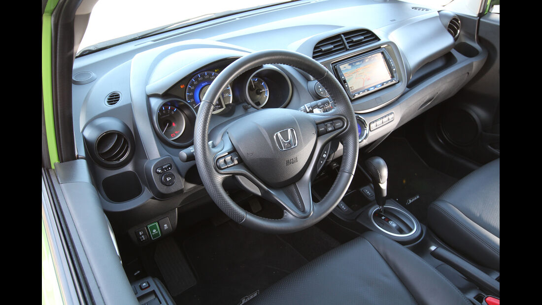Honda Jazz 1.3 DSi i-VTEC IMA Exclusive, Cockpit, Lenkrad