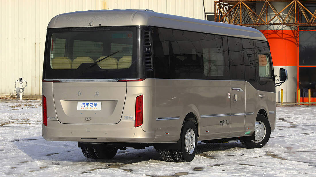 Hongqi Guoyue Luxusbus statt Staatslimousine AUTO MOTOR UND SPORT