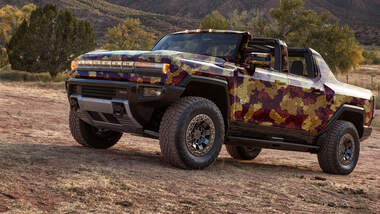 Hummer EV Militär Tarnmuster Retusche